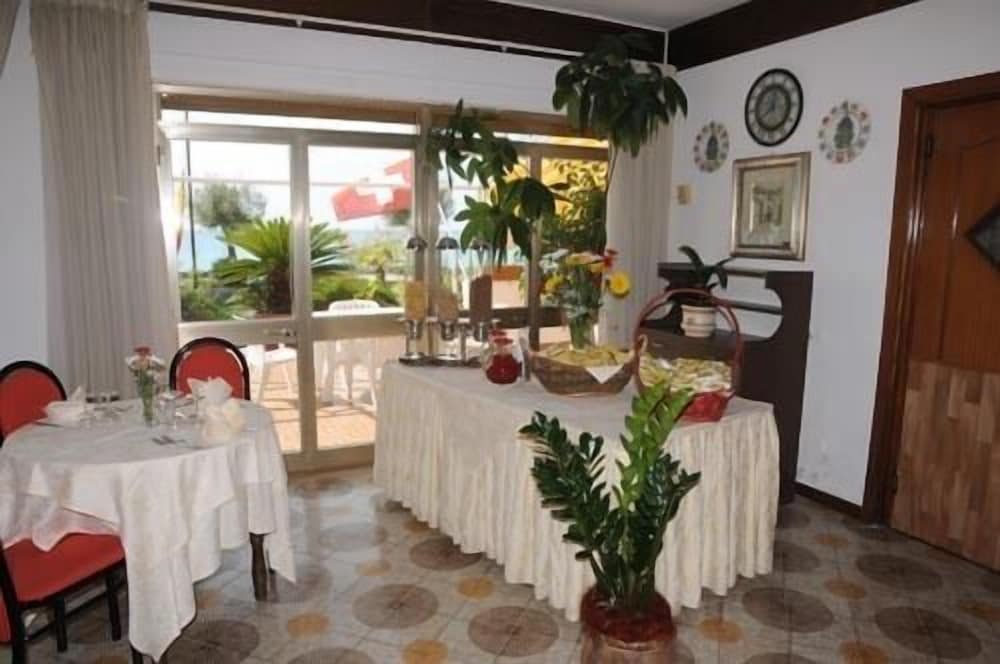 Фото Hotel Harmony