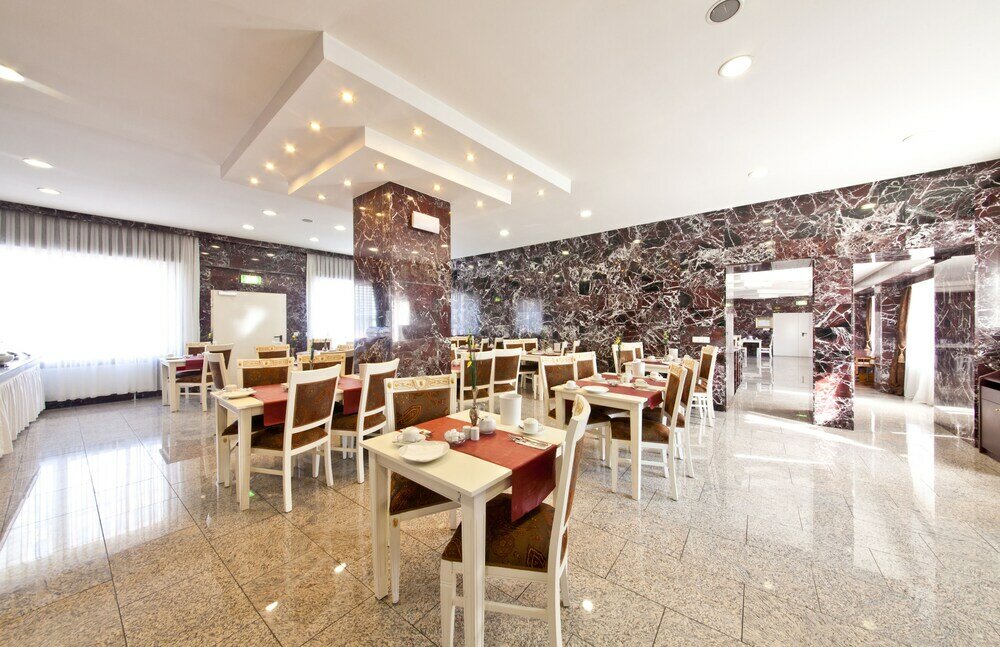 Фото Hotel Excelsior Dortmund