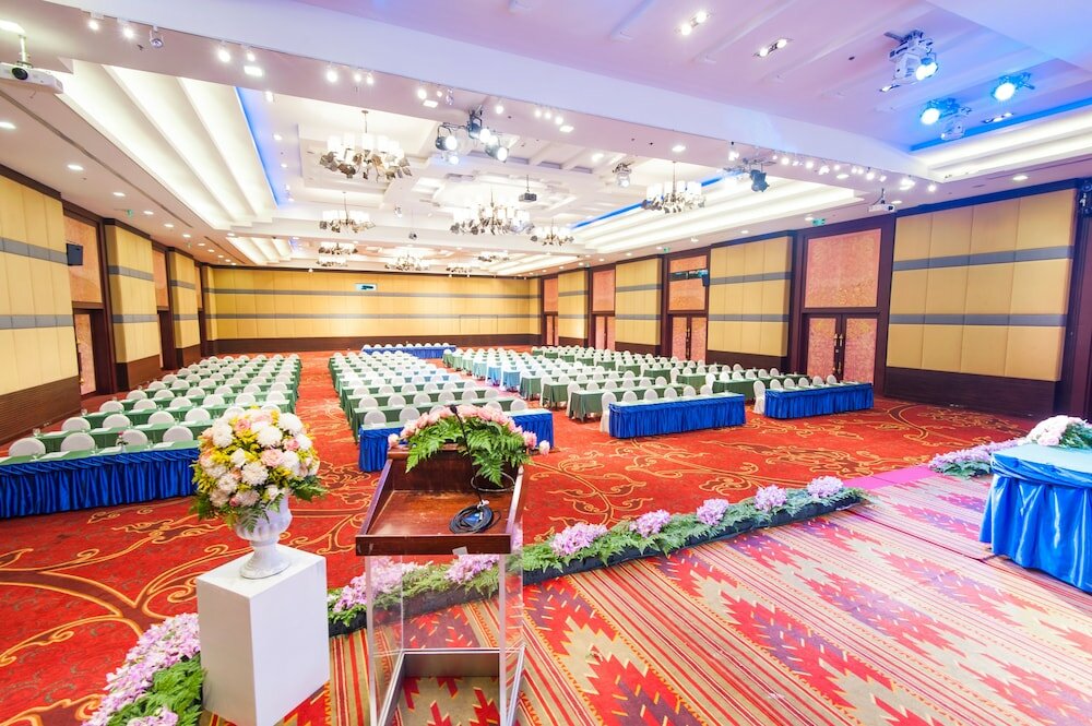 Фото The Empress Hotel Chiang Mai