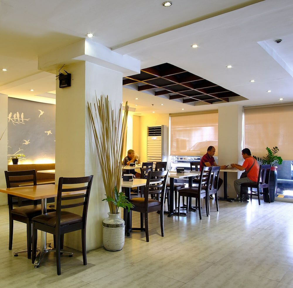 Фото Fersal Hotel Neptune Makati