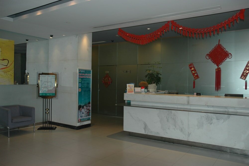 Фото Jinjiang Inn Shenzhen Airport