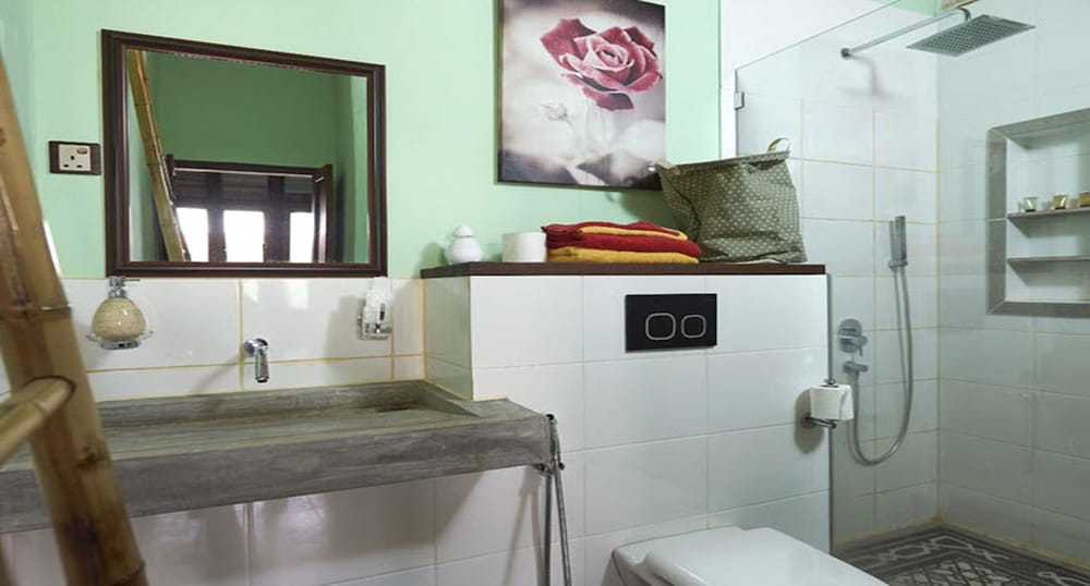 Фото You Le Yuen