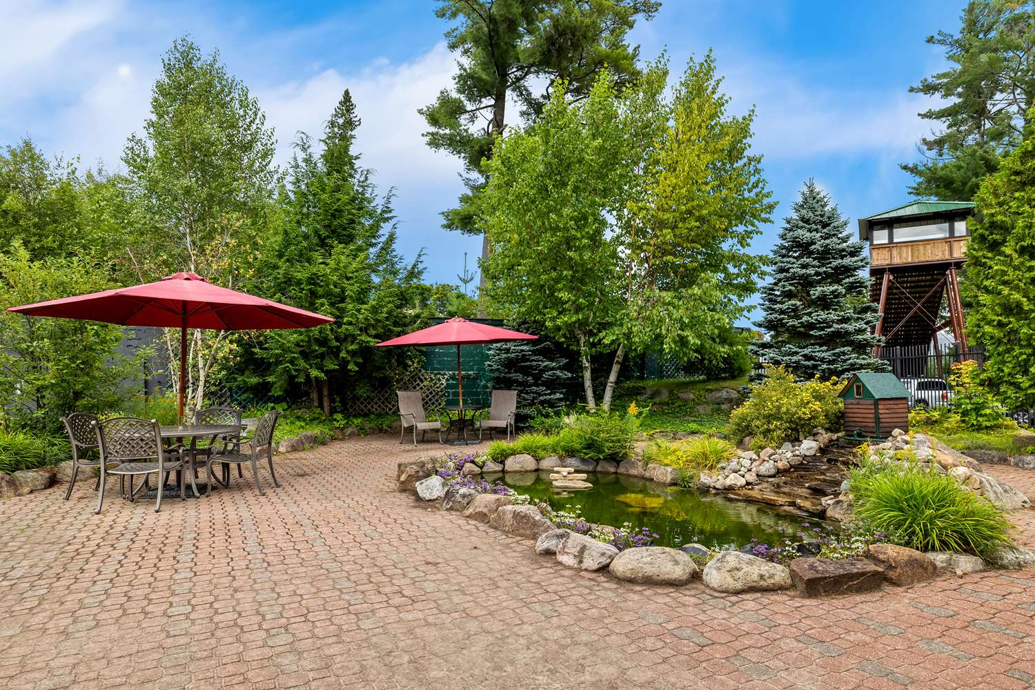 Фото Best Western Adirondack Inn