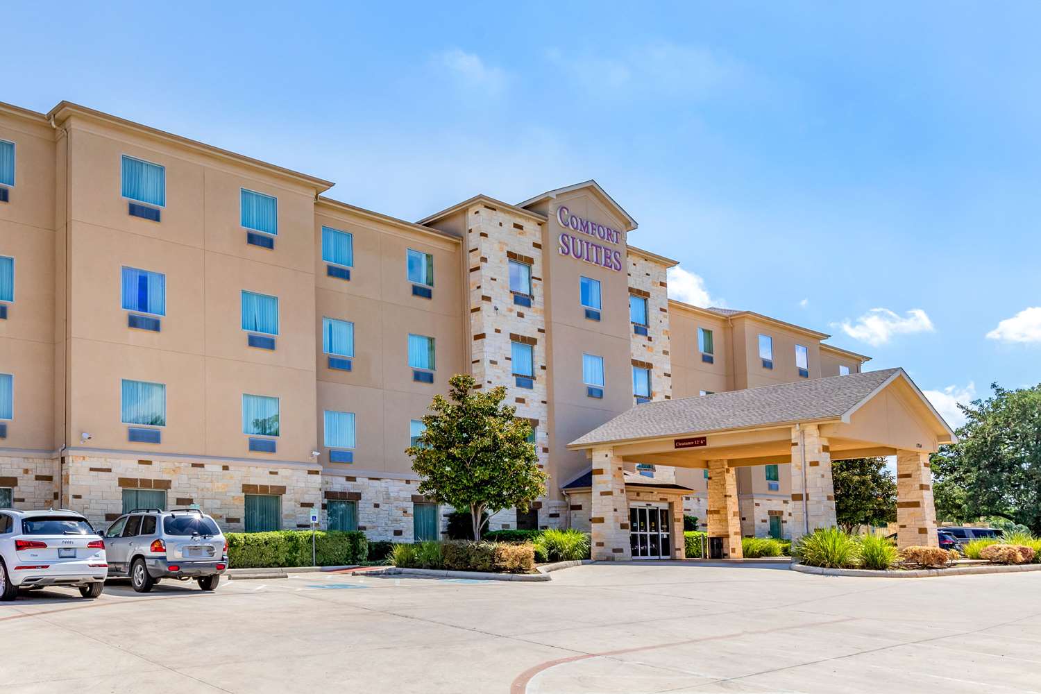Фото Comfort Suites San Antonio North - Stone Oak
