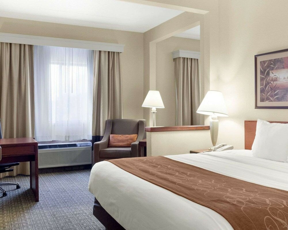 Фото Comfort Inn Bismarck