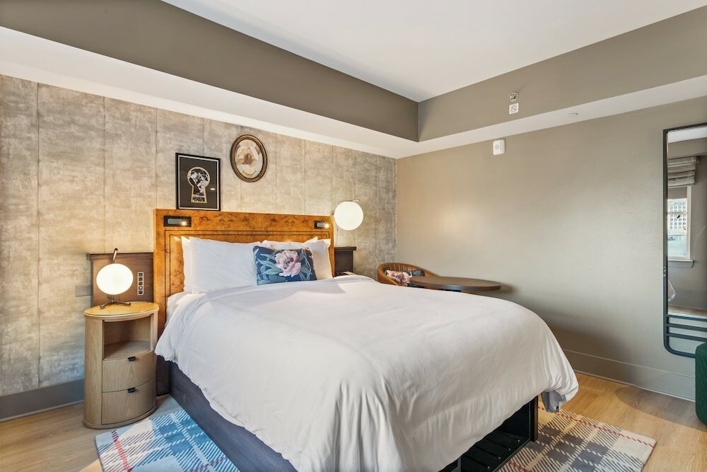 Фото Hotel Indigo Baton Rouge Downtown, an Ihg Hotel