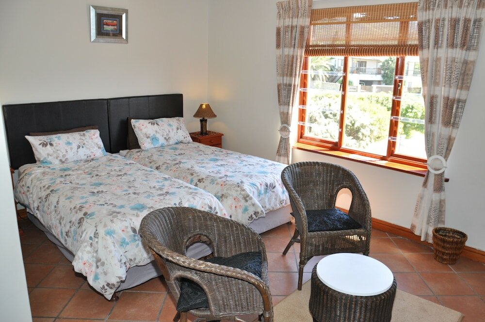 Фото Hermanus At Home