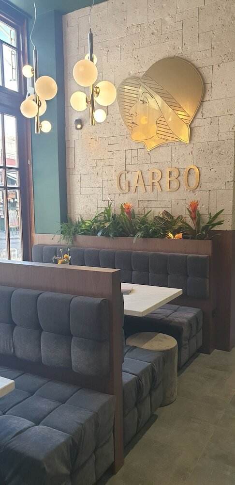 Фото The Capsis Bristol Boutique Hotel