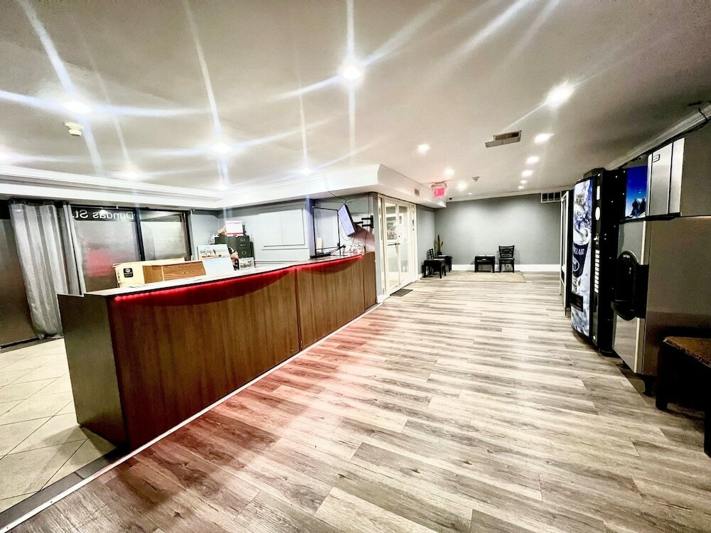 Фото London Residency Inn