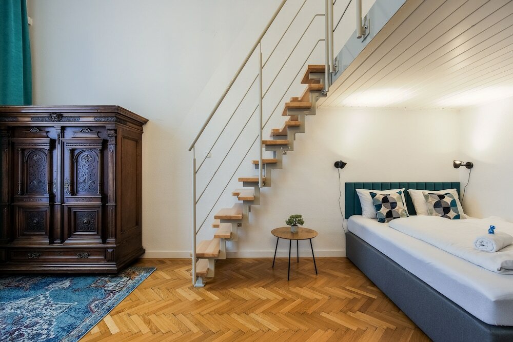 Фото Maverick Hostel & Ensuites