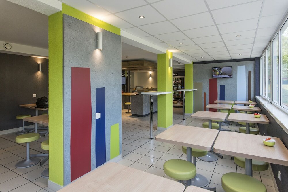 Фото Ibis budget Senlis