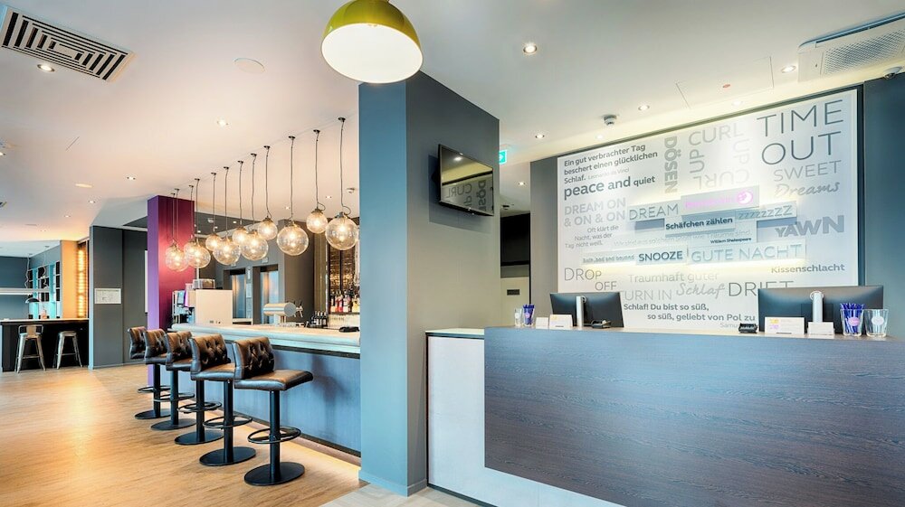 Фото 84233824402