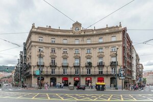 отель B48 Bilbao Abando