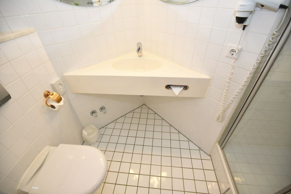 Фото Hotel Robert Mayer