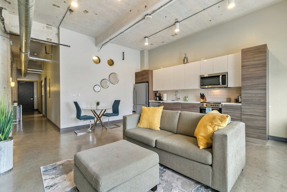 Фото Luxury Downtown Dallas Stay by Amyfinehouse