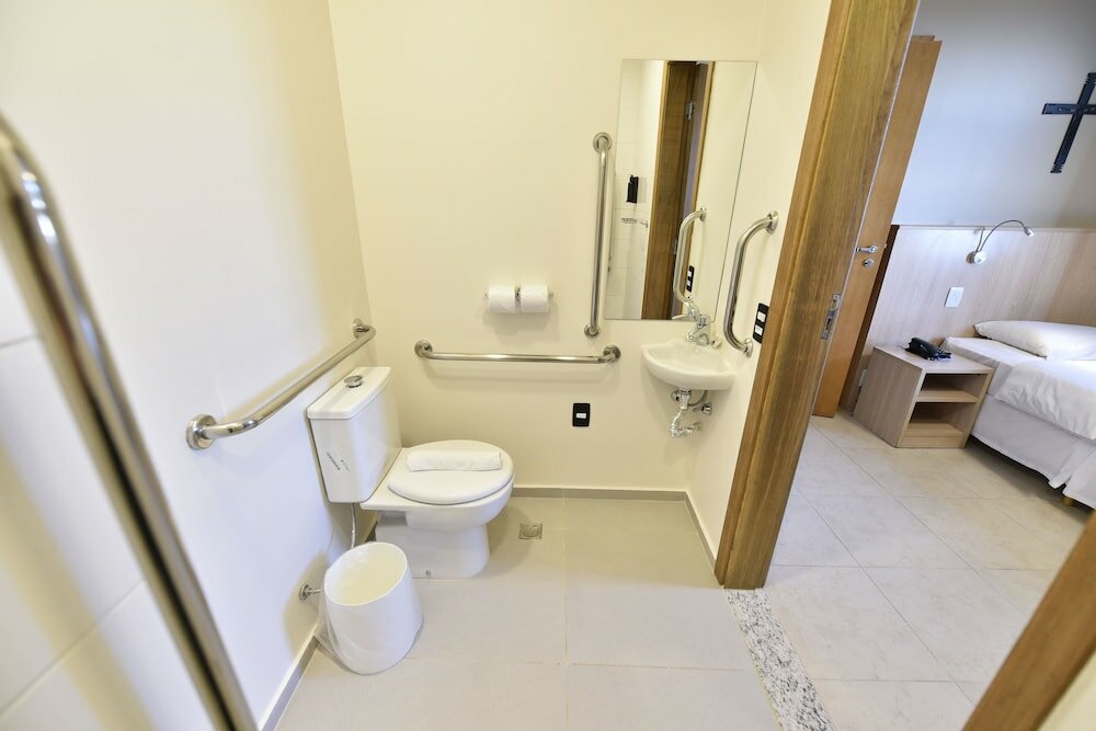 Фото Hotel Rainha dos Apóstolos