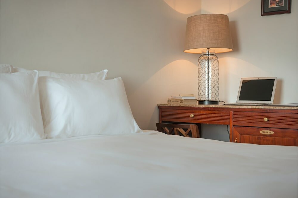 Фото Hanoi Elegance Happy Hotel