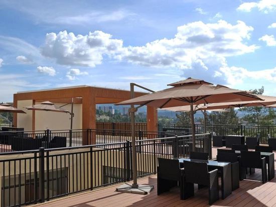 Фото Dmall Hotel