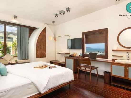 Фото Le Bouton Hotel