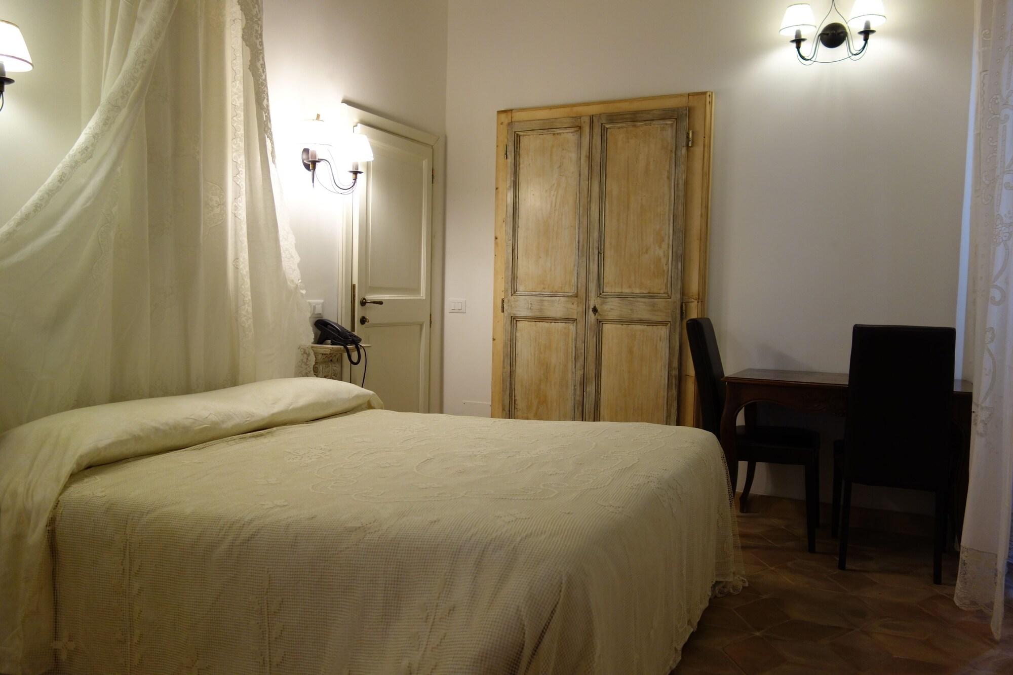 Фото Antica Dimora Donna Isabella