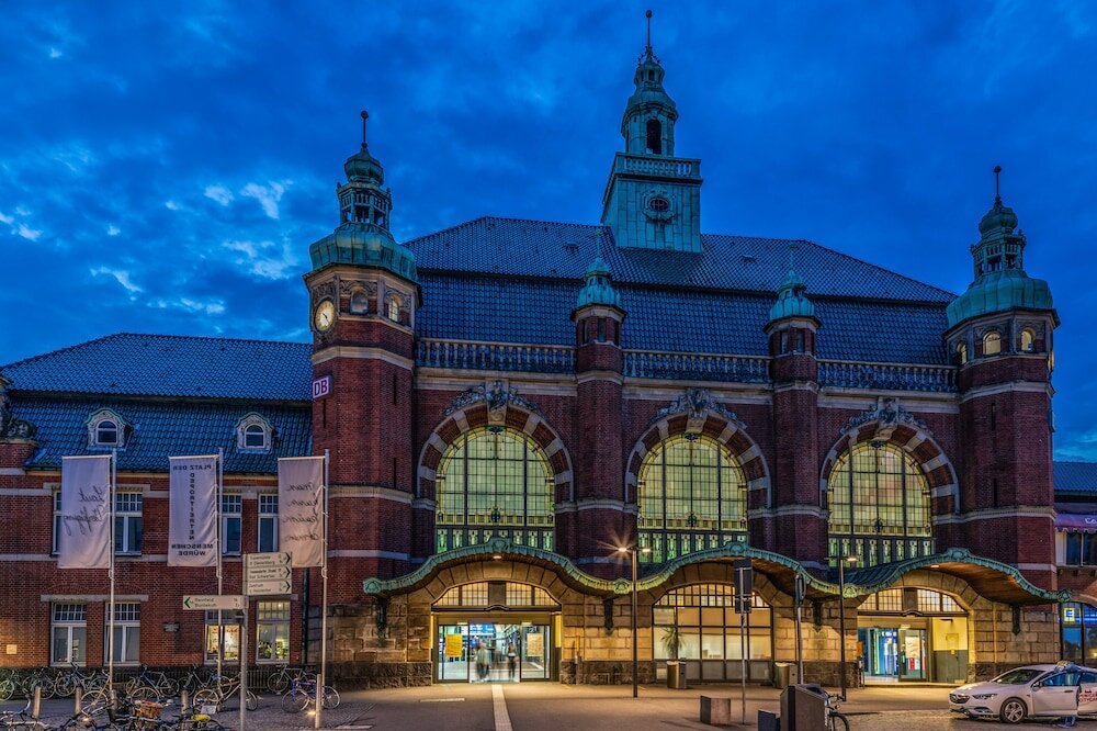 Фото отеля 2