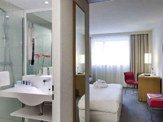 Фото Novotel Zurich City West