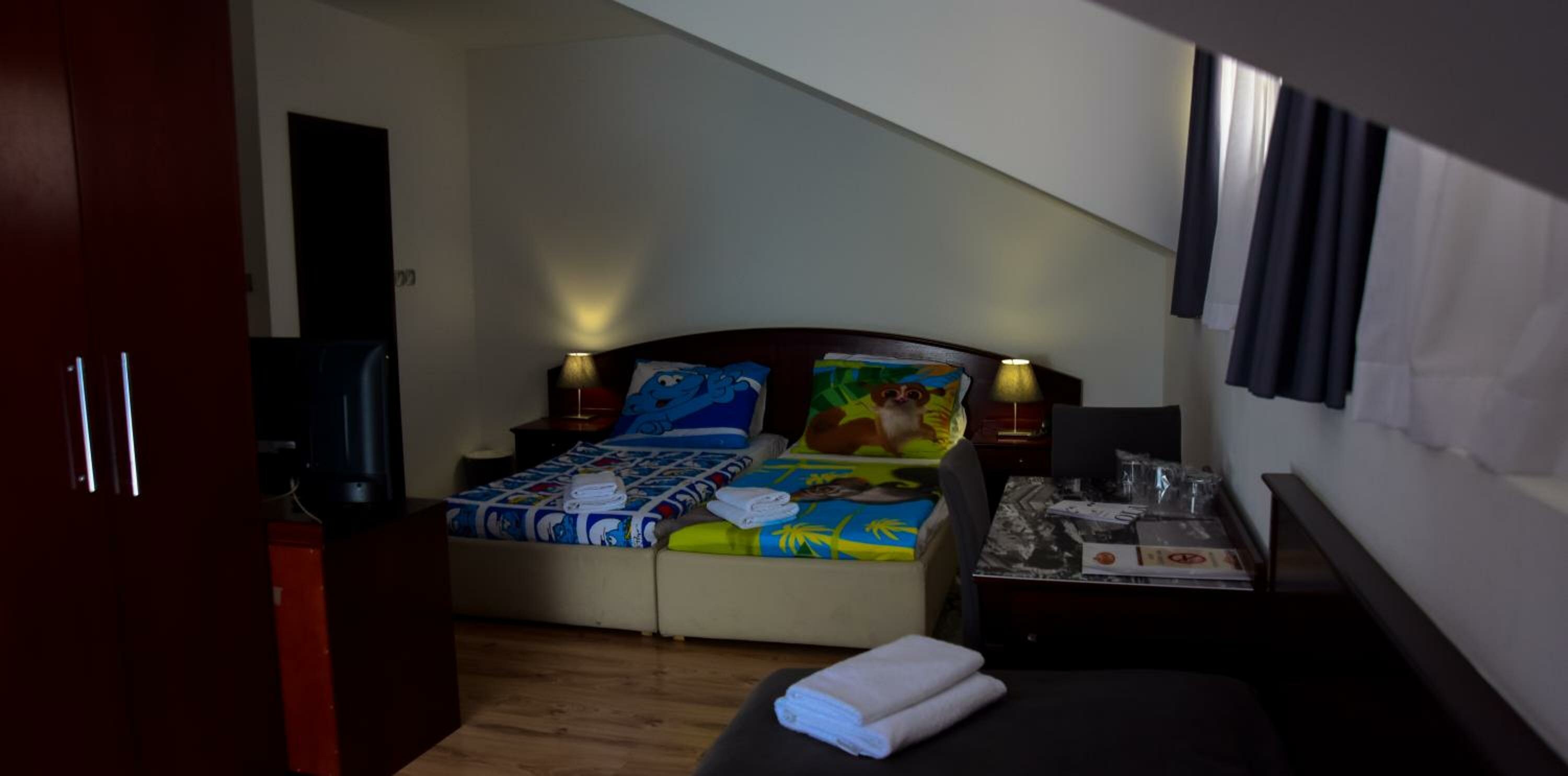 Фото Hotel Meridijan16