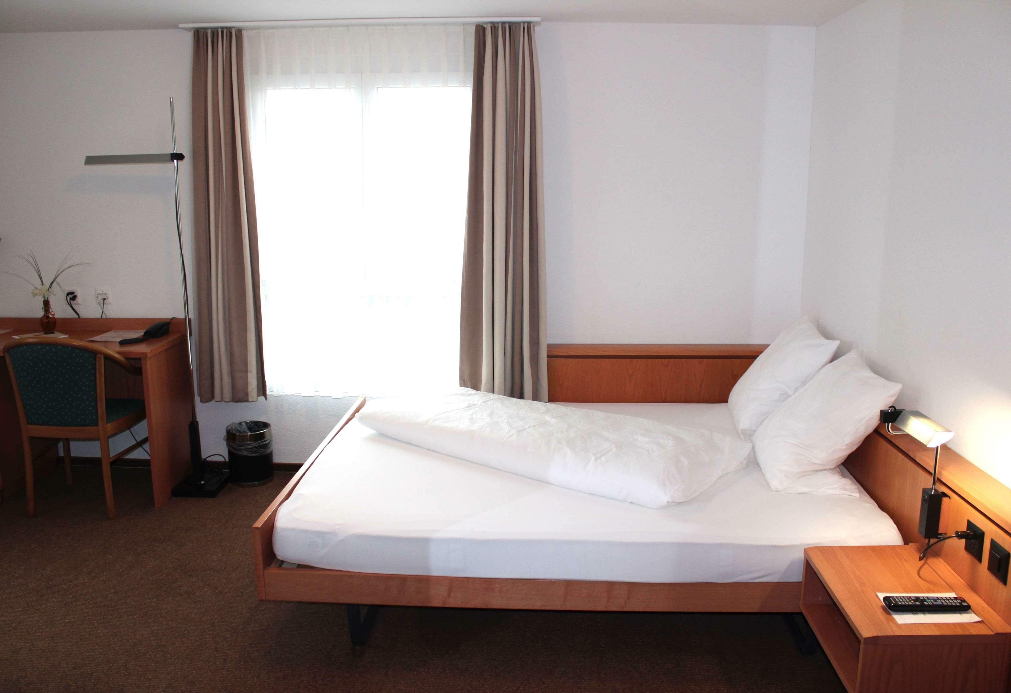 Фото Top Hotel Freihof Unteraegeri