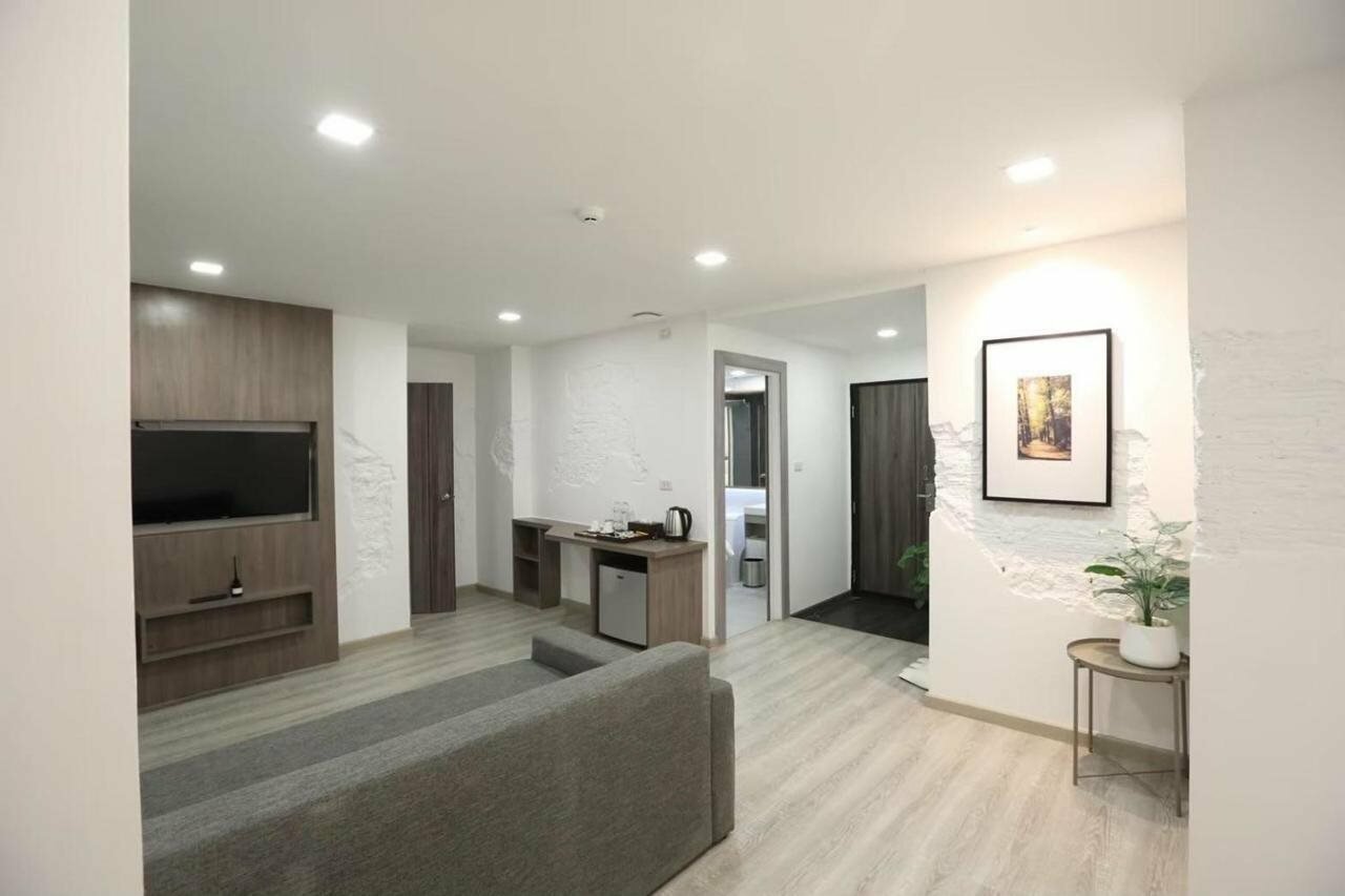 Фото U42 Hotel Bangkok