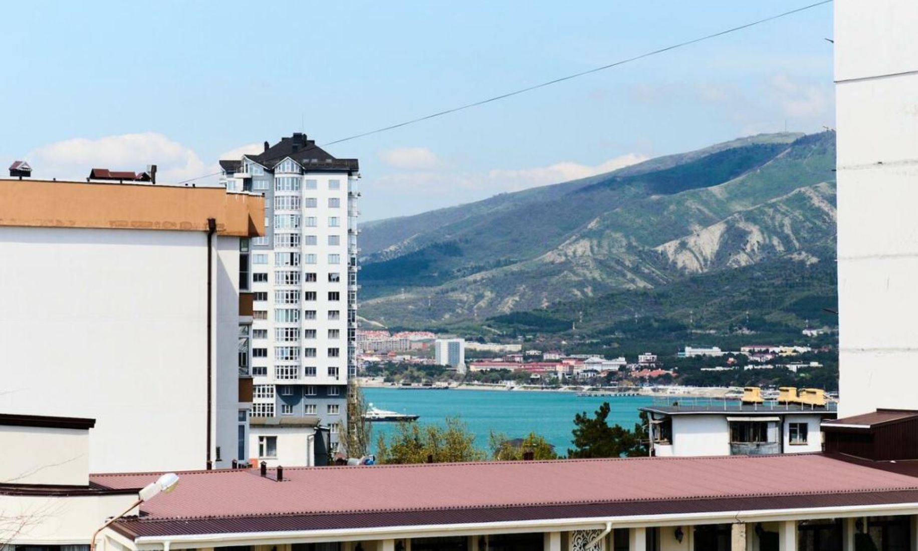 Фото Санни Хаус