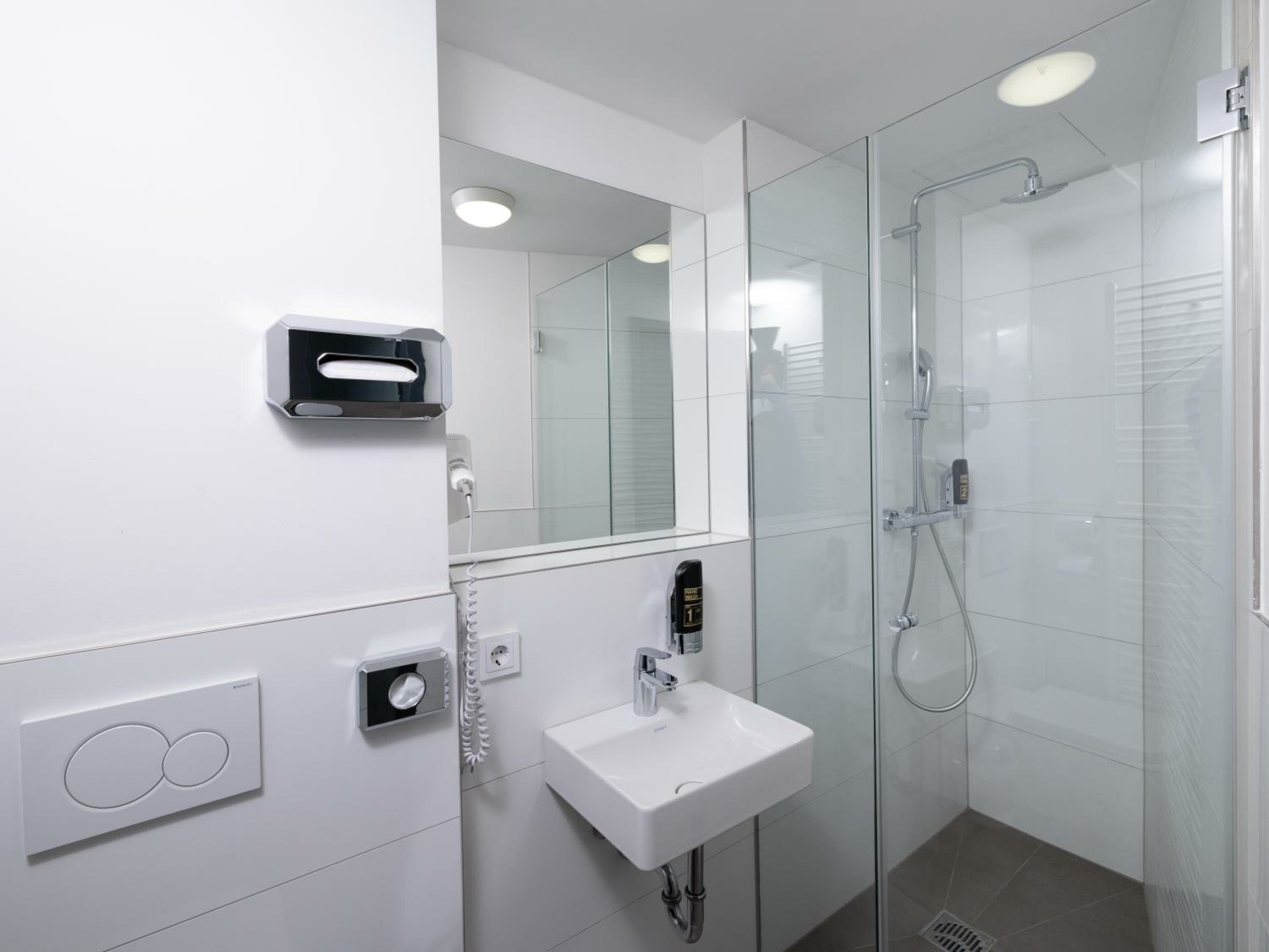 Фото Smart Stay Hotel Station
