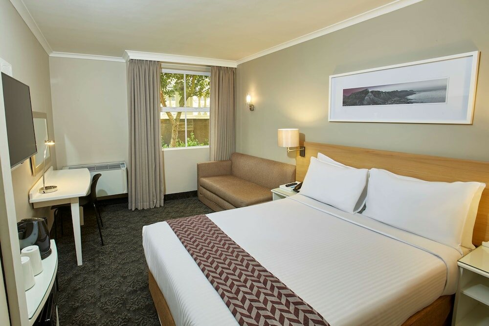 Фото StayEasy Century City