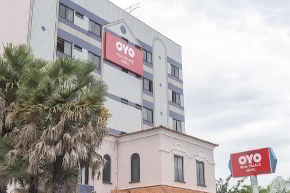 Фото Oyo Real Palace Hotel, Teresina