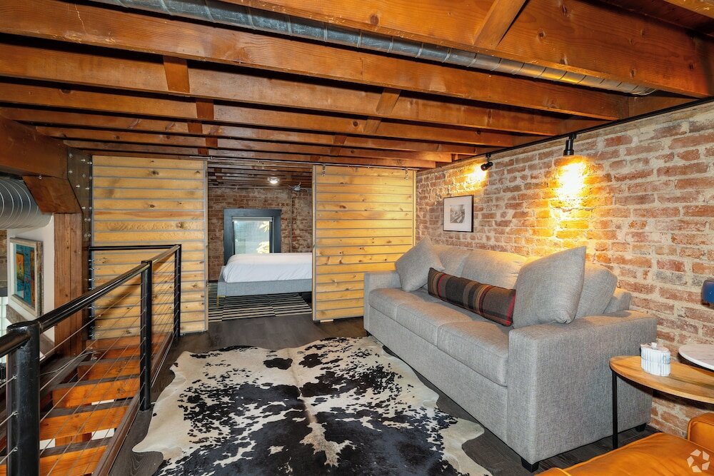 Фото Catbird Hotel