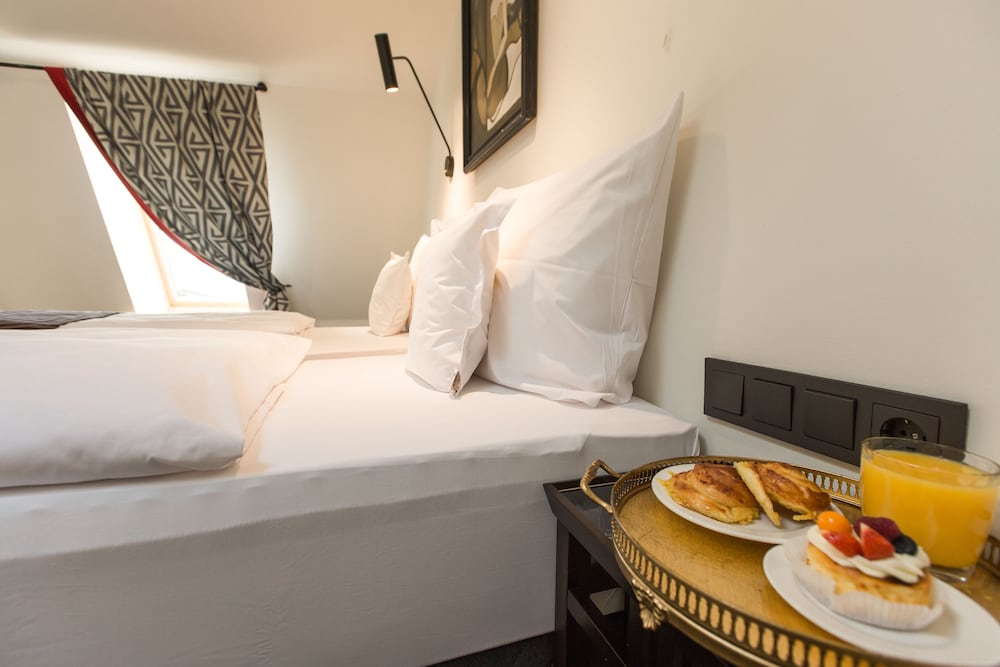 Фото Art Hotel Roma