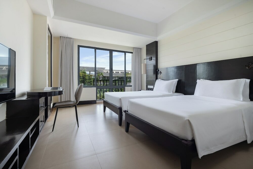 Фото Ramada Plaza by Wyndham Sanya Bay