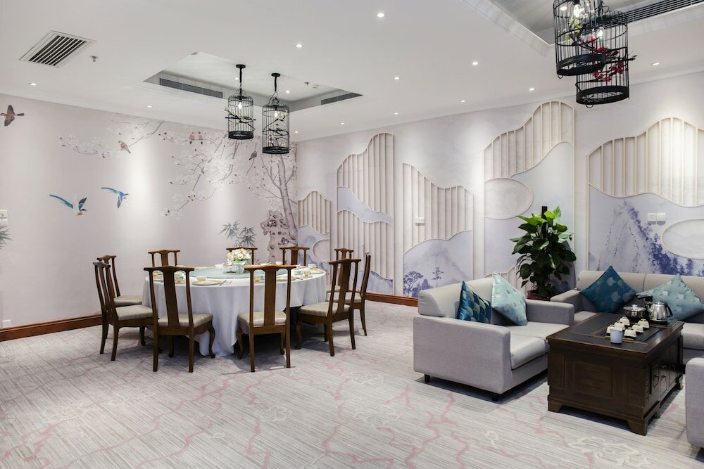 Фото Crowne Plaza Hotel & Suites Landmark Shenzhen by IHG