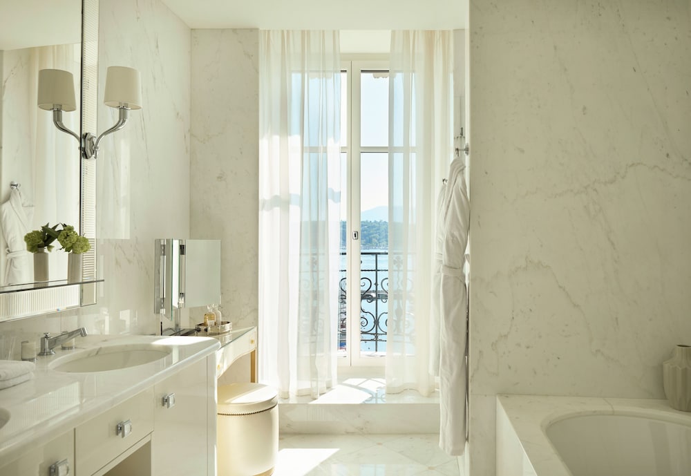 Фото The Woodward, Auberge Resorts Collection