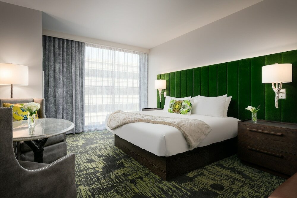 Фото Grand Bohemian Lodge Greenville Autograph Collection