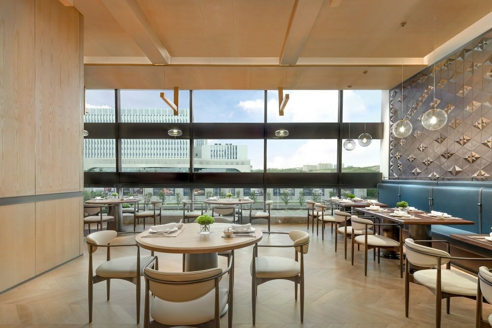 Фото Four Points by Sheraton Urumqi