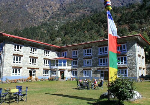 Гостиница Эверест Саммит Лодж - Лукла в Сагарматхе