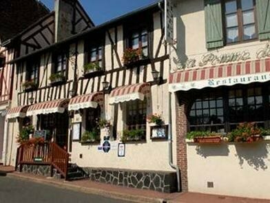 Гостиница Auberge la Pomme de Pin в Ножан-ле-Ротру