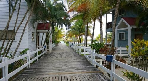 Гостиница Las Palmas Beach Hotel в Гондурасе