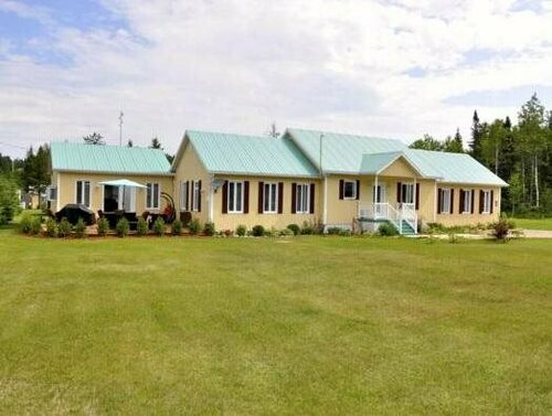 Гостиница Gîte de la Montagne Enchantée в Провинции Квебек