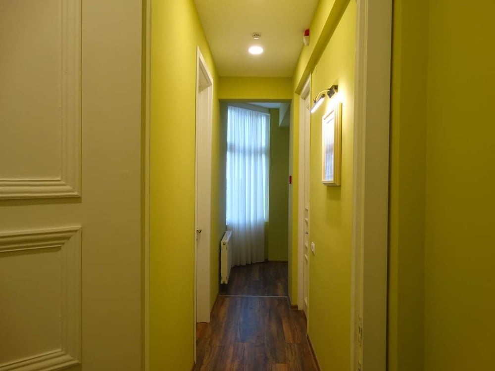 Фото Hotel Boutique Iveria