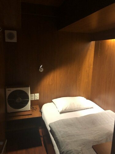 Гостиница Onkel Inn Airport Sleepbox в Эль-Альто