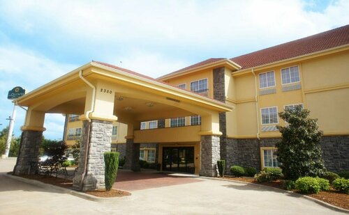 Гостиница La Quinta Inn & Suites by Wyndham Conway в Конвее