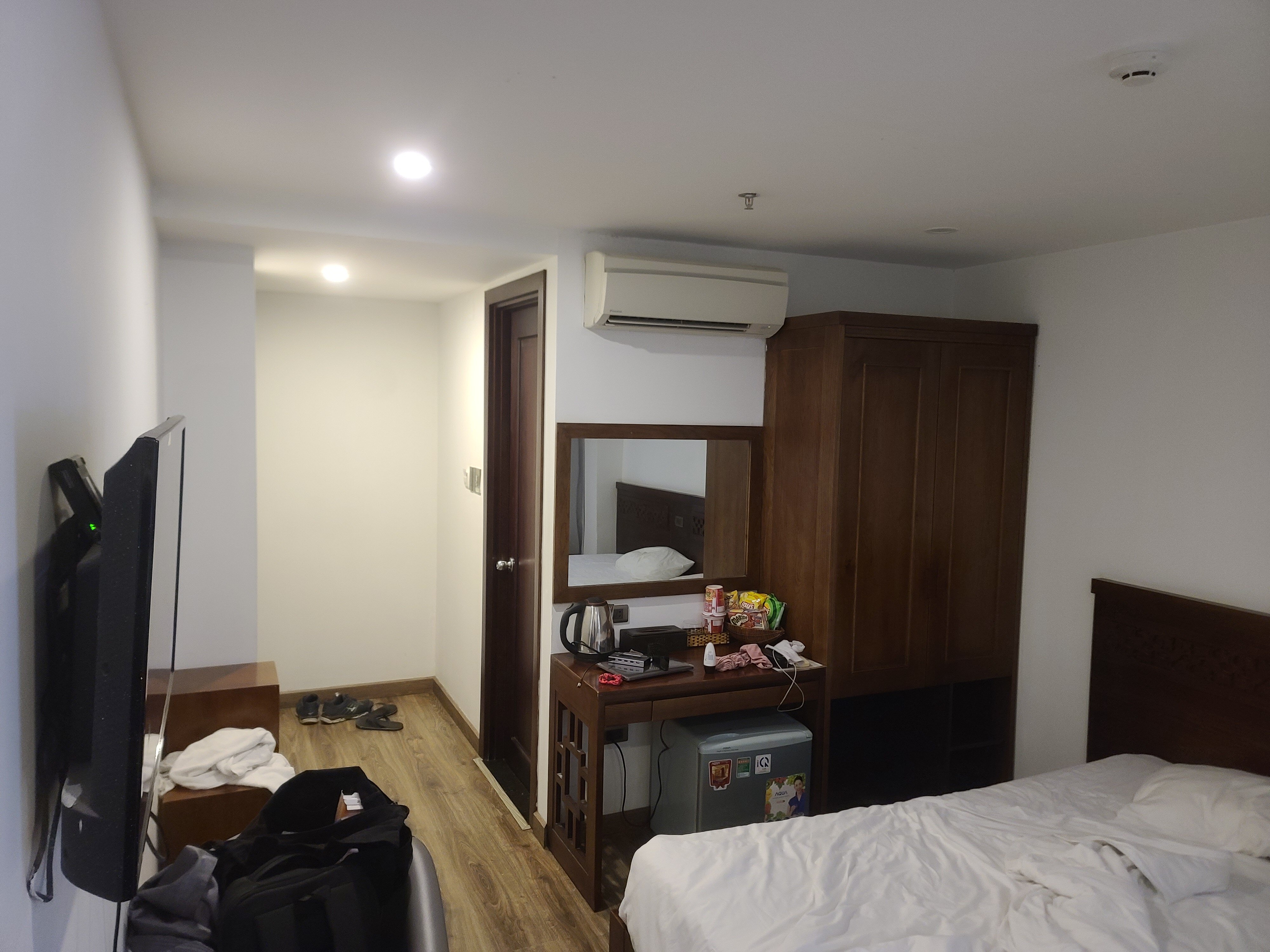 Фото Royal Charm Hotel