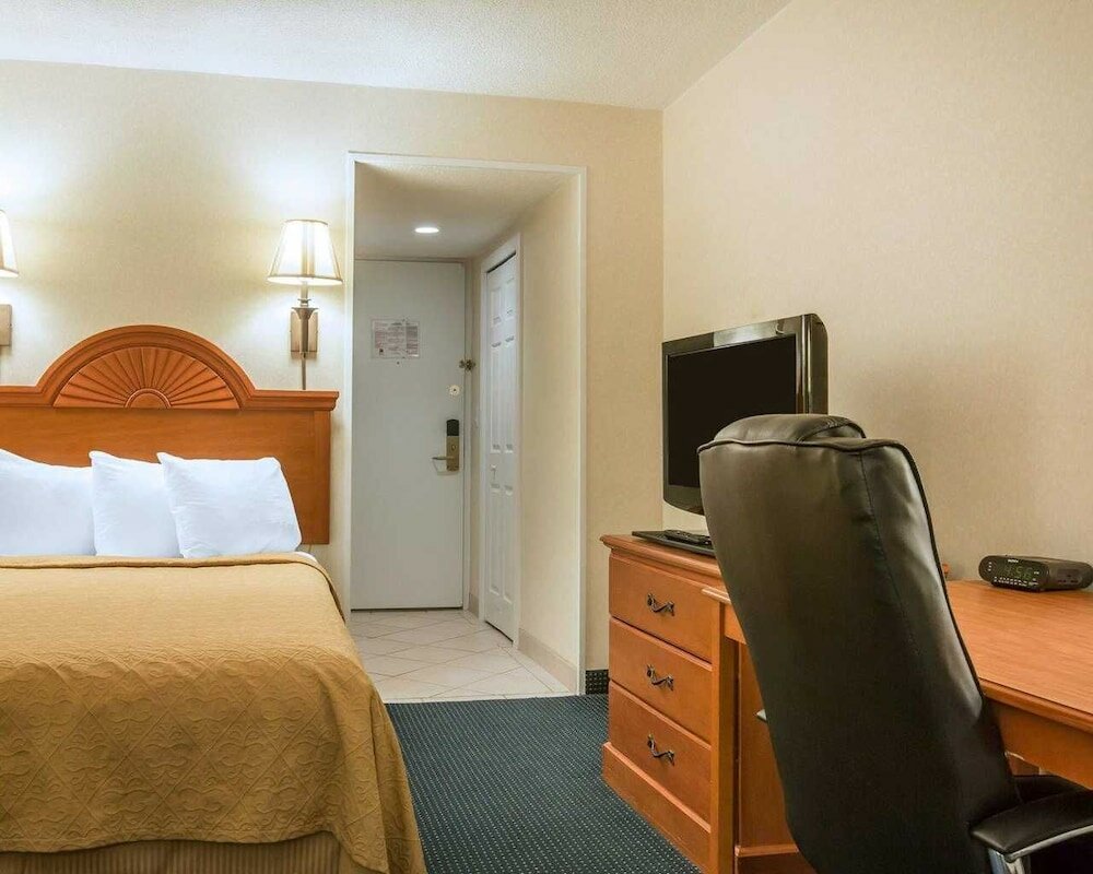 Фото Quality Inn Massena