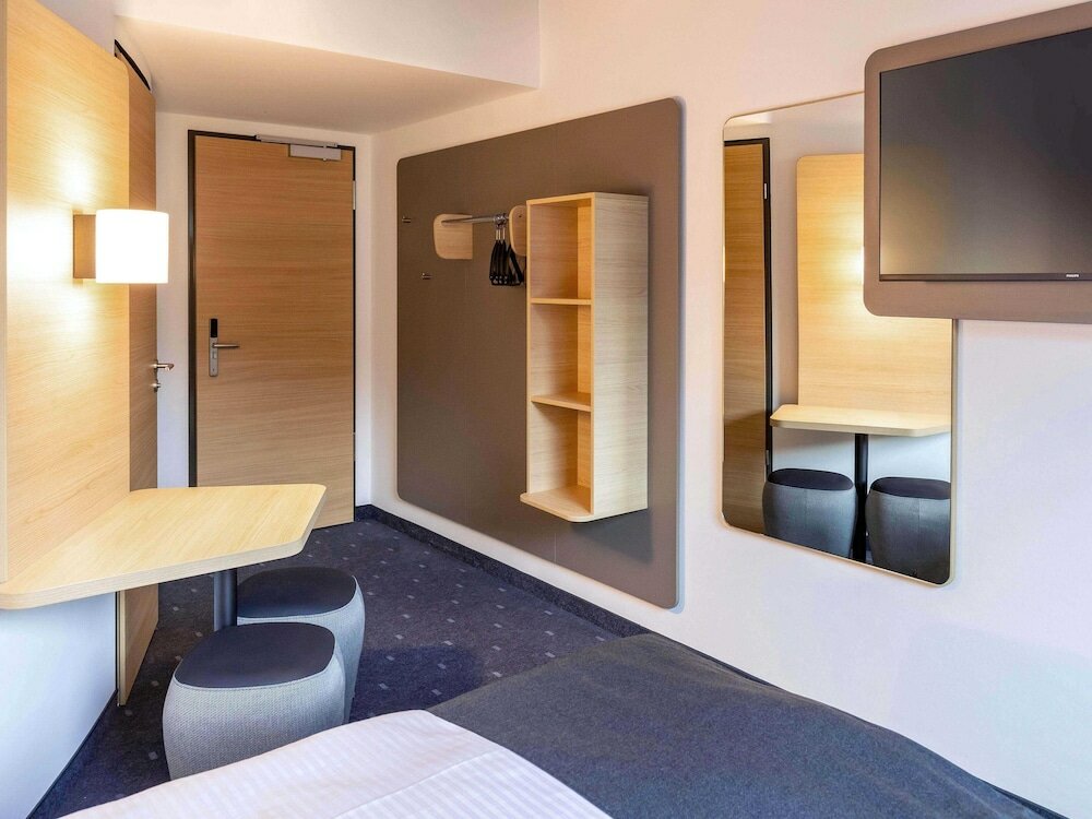 Фото B&b Hotel Heilbronn